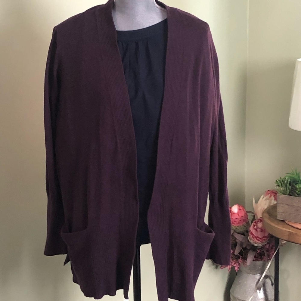Dark purple/plum cardigan